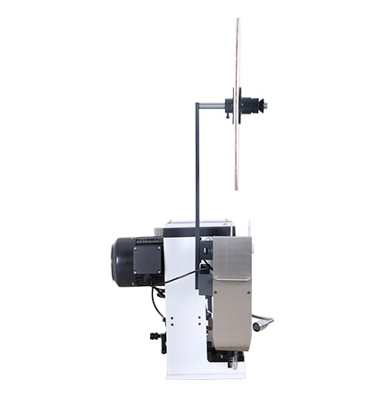 自動剝皮打端機